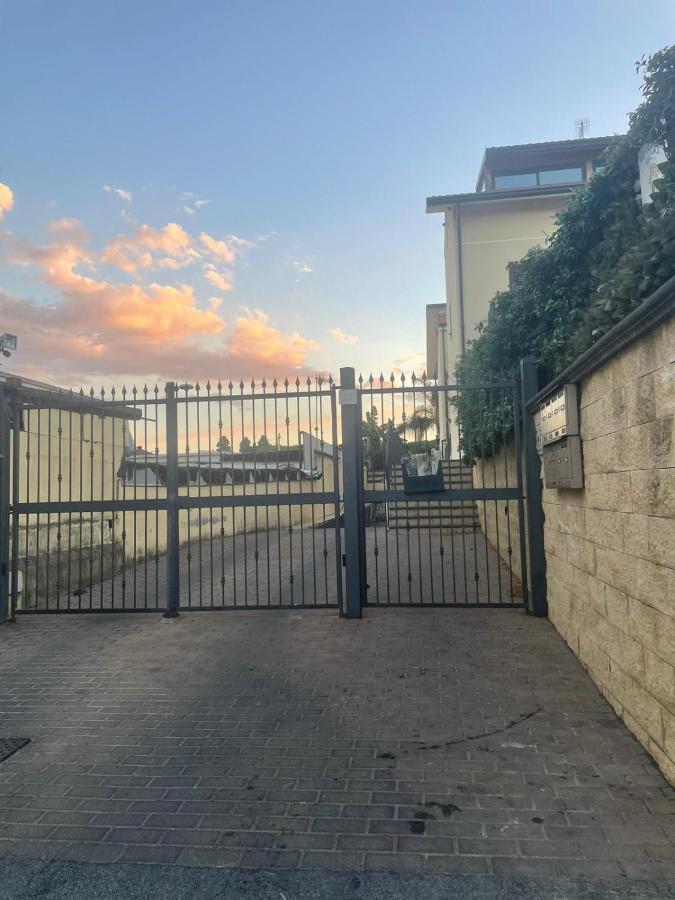 Villetta Climene Apartment จีอาร์ดีนี นักซอส ภายนอก รูปภาพ